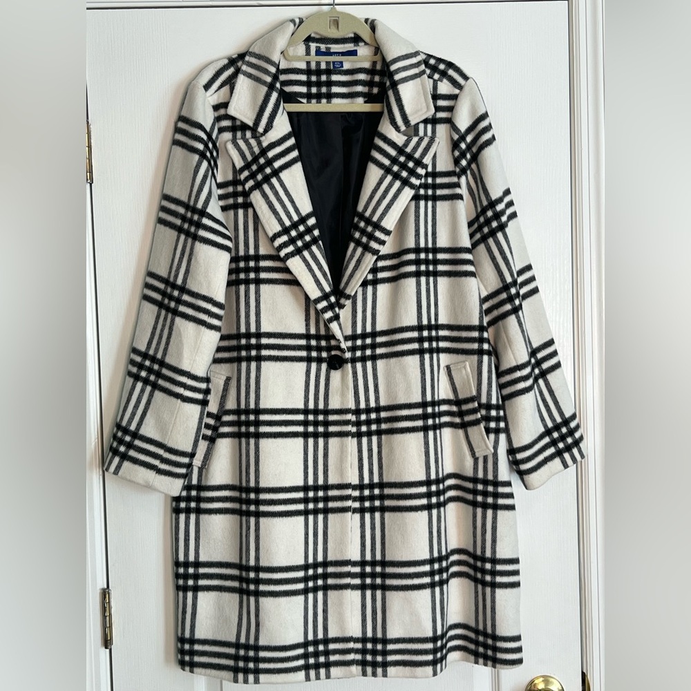 Apt. 9 Black and White Plaid One Button Coat